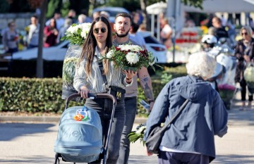 Zadar: Građani obišli groblja povodom blagdana Svih Svetih i Dušnog dana 