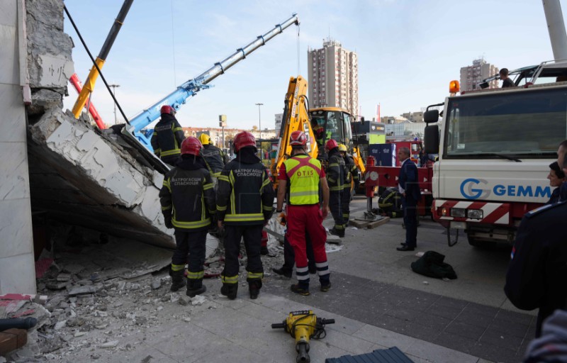 Osam poginulih u urušavanju dijela željezničkog kolodvora u Novom Sadu