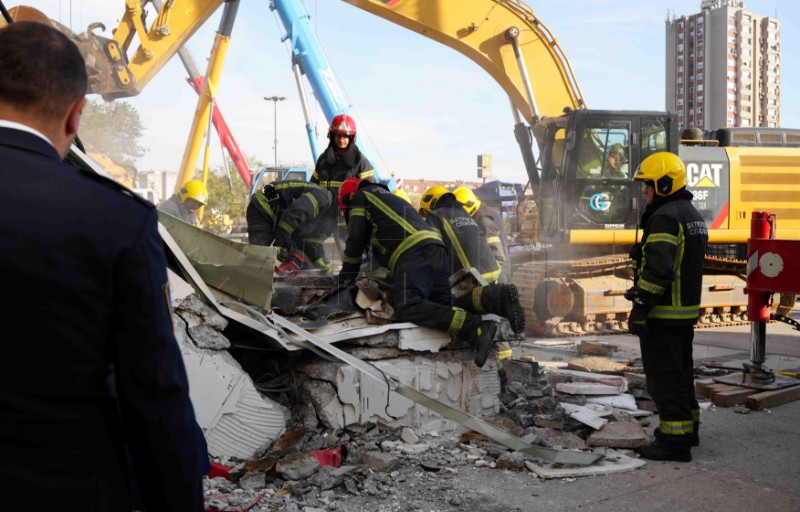 Osam poginulih u urušavanju dijela željezničkog kolodvora u Novom Sadu