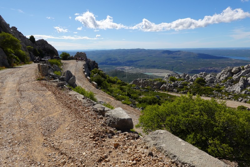 Velebit: Kulisa za koncerte i relije ili oaza mira i tišine?