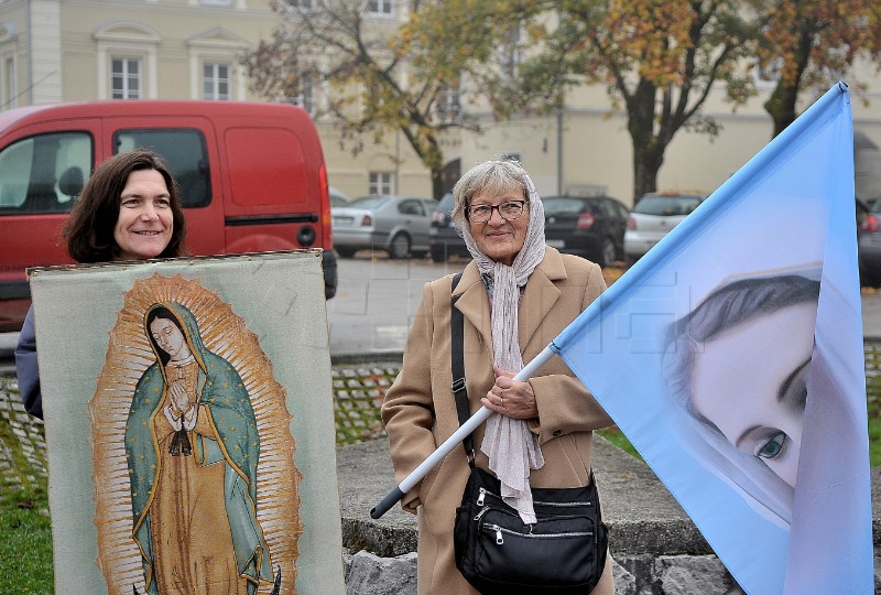 Molitveni skup inicijative Muževni budite i Tiha misa Arijane Lekić-Fridrih