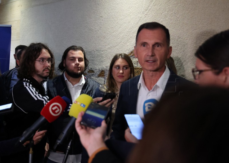 Zadar: Kandidat za predsjednika RH Dragan Primorac dao izjavu za medije