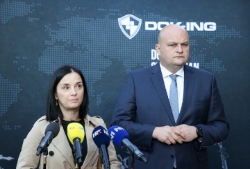 Plenković posjetio tvrtku DOK-ING