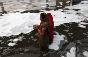 INDIA CHHATH PUJA FESTIVAL