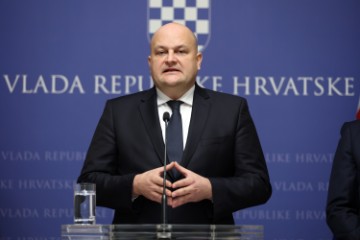 Konferencija Andreja Plenkovića na temu najnovijeg izvješća agencije Moody's