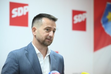 SDP-ova konferencija za medije o temi "Porez na nekretnine koji to nije"