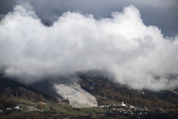 SWITZERLAND ROCKSLIDE