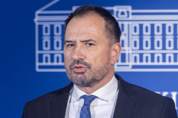 Sabor: Peternel najavio okrugli stol s Željkom Markić