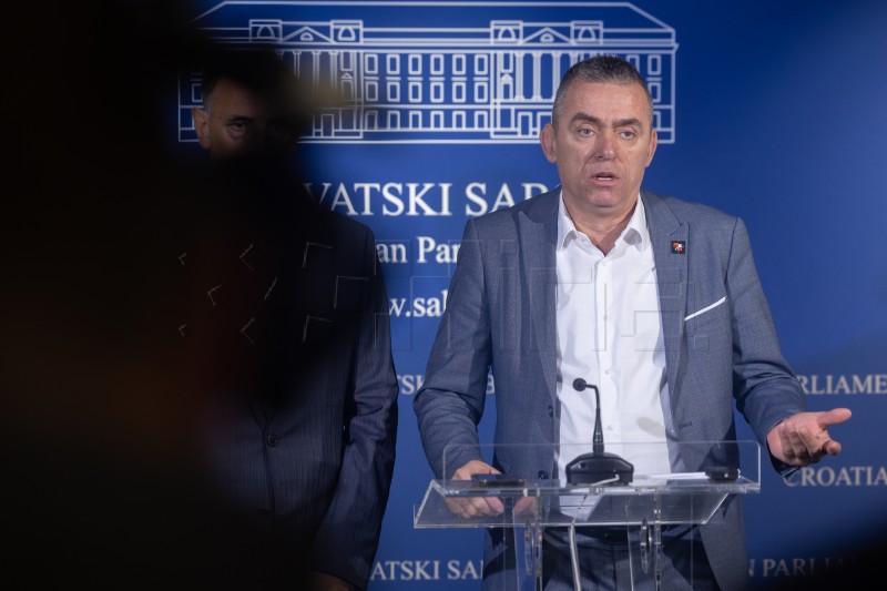 Sabor: Mlinarić o političkim aktualnostima