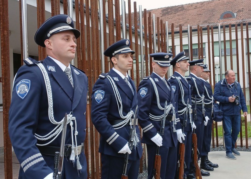 Božinović odao počast policajcima poginulim u Domovinskom ratu