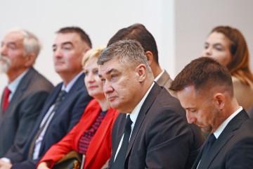 Milanović na svečanoj sjednici Gradskog vijeća Trogira 