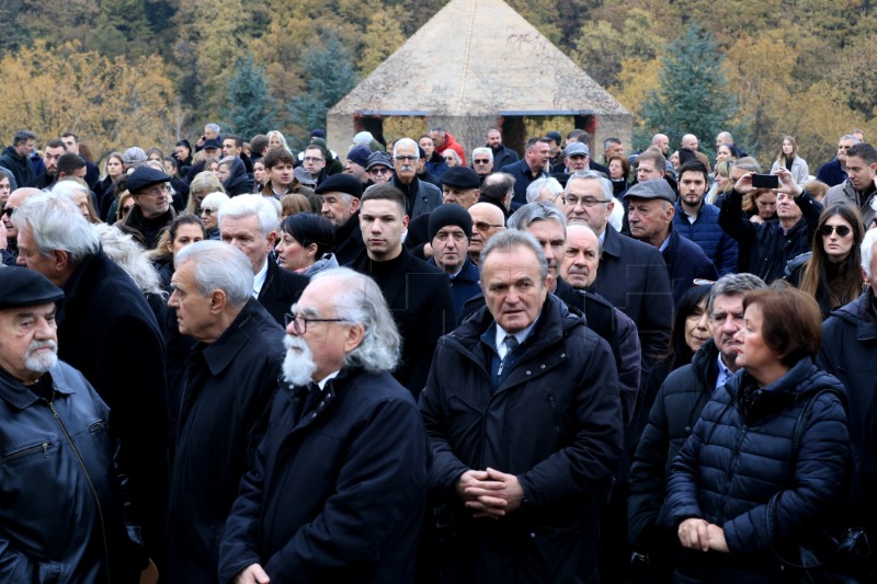 Posljednji ispraćaj Ivana Zvonimira Čička