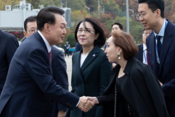 SOUTH KOREA GOVERNMENT DIPLOMACY