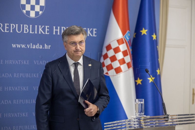 Konferencija za medije premijera Andreja Plenkovića