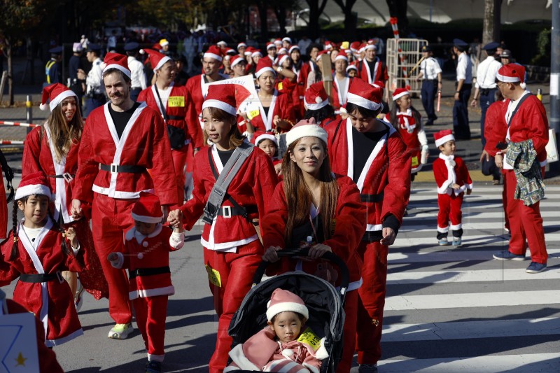 JAPAN SANTA PARADE