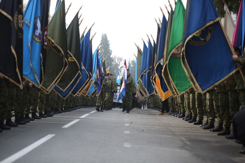 Vukovar: Deseci tisuća ljudi u koloni sjećanja