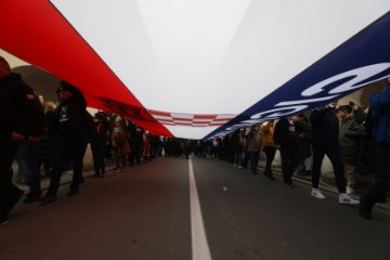 Vukovar: Deseci tisuća ljudi u koloni sjećanja