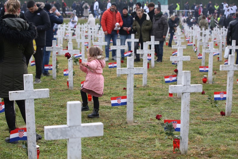 Memorijalno groblje žrtava iz Domovinskog rata u Vukovaru