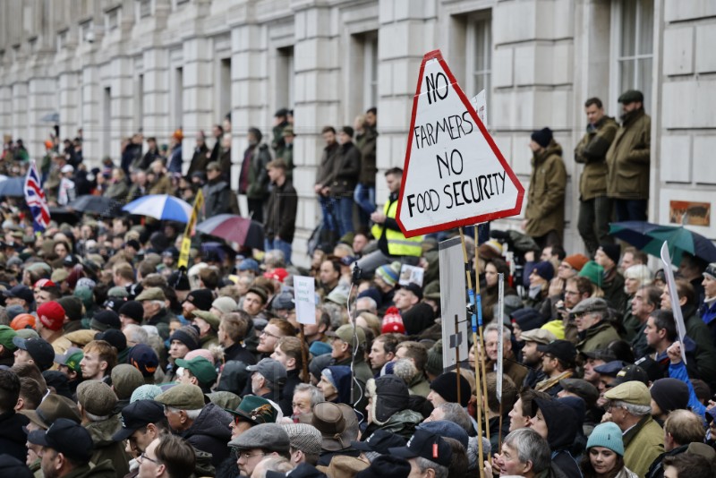 BRITAIN FARMERS PROTEST