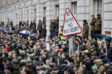 BRITAIN FARMERS PROTEST