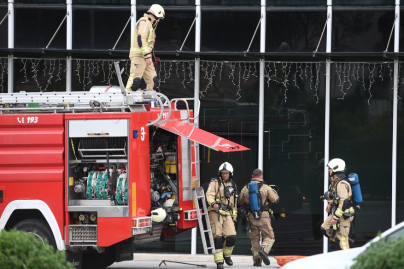 Evakuacijska vježba uz sirene i hitne službe u Dalmatia Toweru