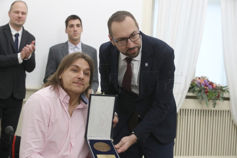 Tomašević uručio medalje osvajačima odličja na Paraolimpijskim igrama u Parizu