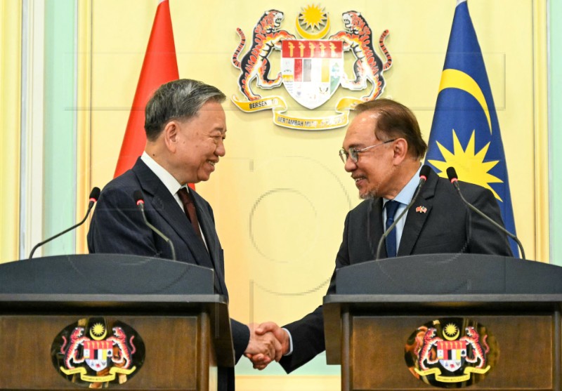 MALAYSIA VIETNAM POLITICS DIPLOMACY