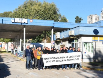 Konferencija za novinare NSRH-a o plaćama u Ini