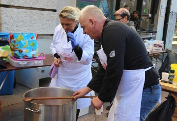 Gastro humanitarna akcija na riječkom Korzu