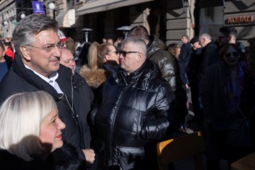 Dragan Primorac na Cvjetnom trgu u druženju s građanima
