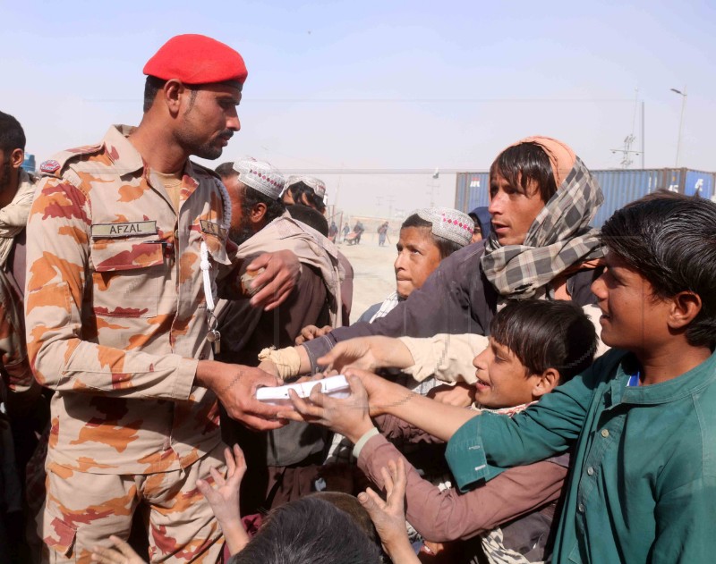 PAKISTAN AFGHANISTAN BORDER CROSSING