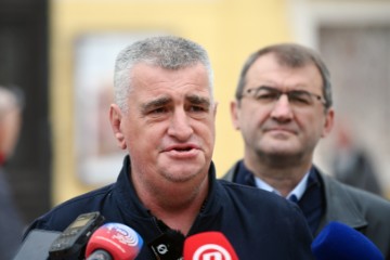 Konferencija za medije predsjedničkog kandidata Mosta Mire Bulja