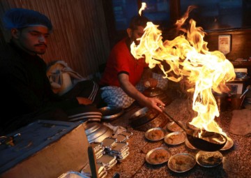 INDIA KASHMIR GASTRONOMY