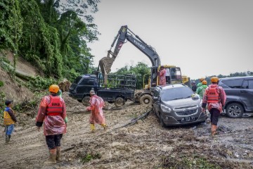 INDONESIA LANDSLIDE