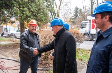 Bačić u Petrinji: Obnova javnih zgrada je u visokoj fazi završenosti