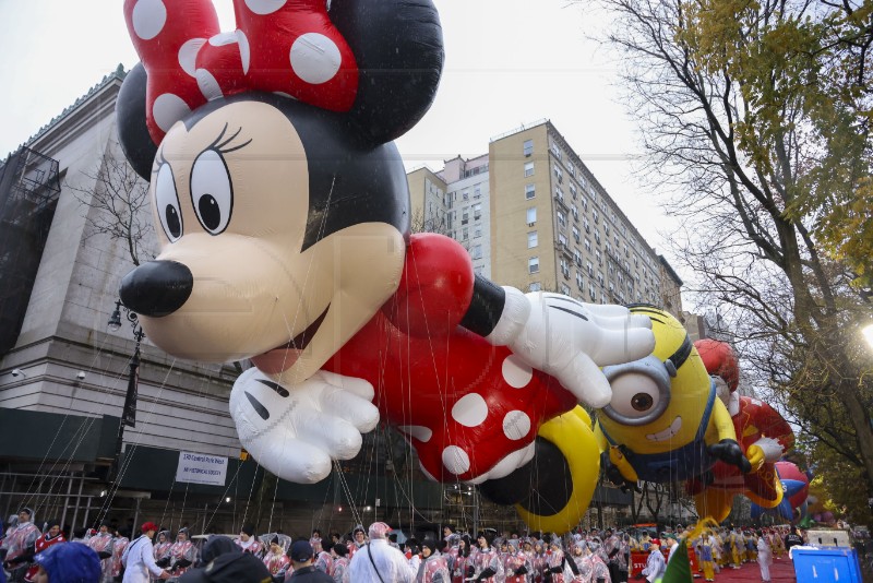 USA MACYS THANKSGIVING DAY PARADE