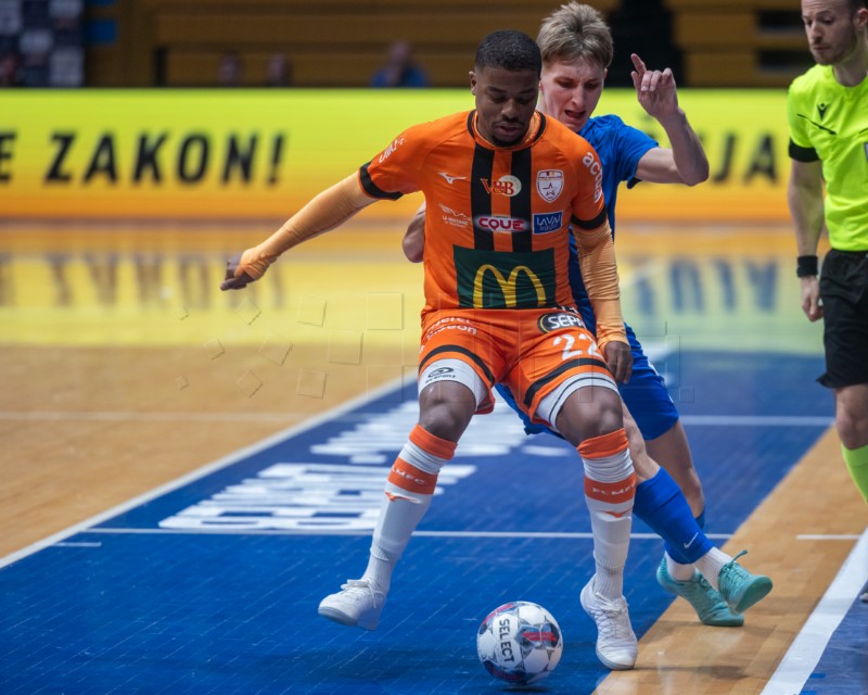 Futsal Liga: Dinamo - Etoile Lavalloise