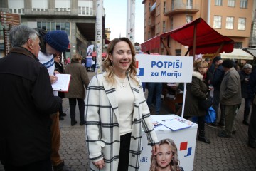 Kandidatkinja Marija Selak Raspudić započela s prikupljanjem potpisa