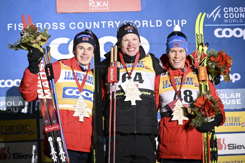 FINLAND CROSS COUNTRY SKIING