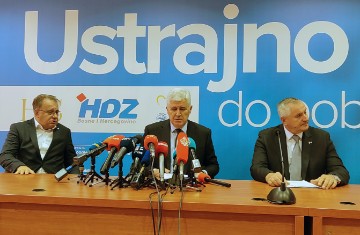  Čelnici vladajuće koalicije u BiH održali konferenciju za medije