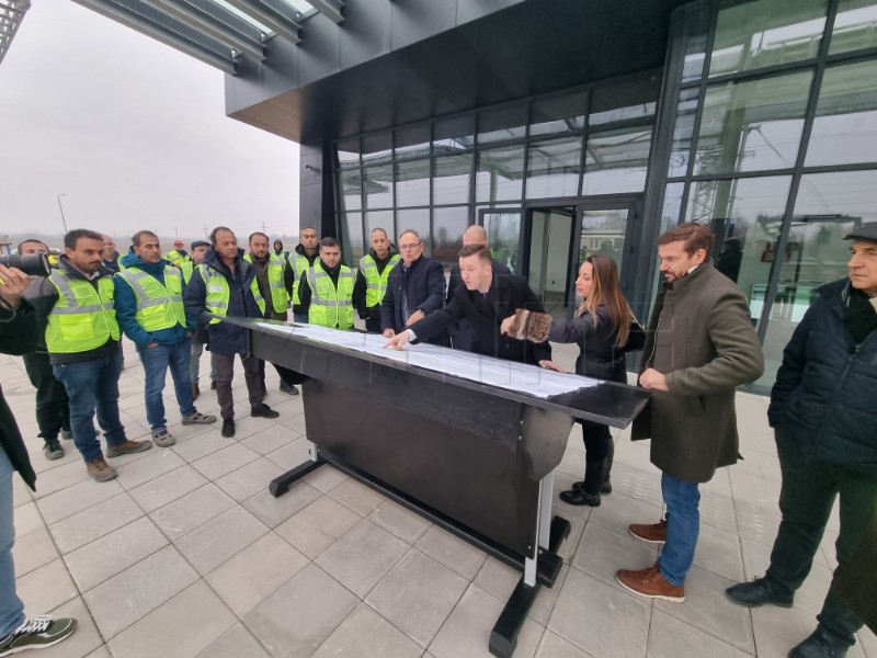 U promet pušten novi željeznički kolosijek koji povezuje Hrvatsku s Mađarskom