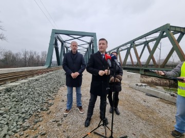 U promet pušten novi željeznički kolosijek koji povezuje Hrvatsku s Mađarskom