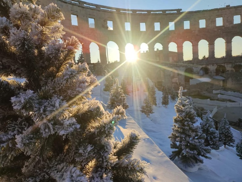 Sve je spremno za prvi Advent u pulskoj Areni