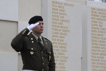 Otkrivanje spomenika poginulim, nestalim i umrlim pripadnicima Vojne policije