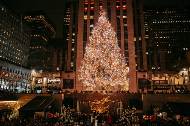 USA HOLIDAYS ROCKEFELLER CENTER TREE LIGHTING