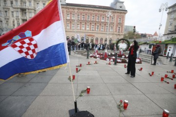 Muška molitva, prosvjed i “Tiha misa” na Trgu bana Jelačića