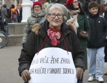 Muška molitva, prosvjed i “Tiha misa” na Trgu bana Jelačića