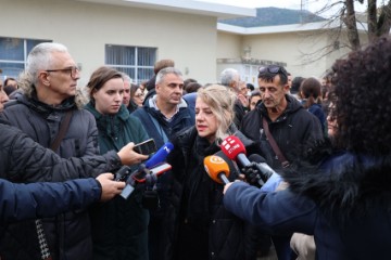 Tisuće nastavnika i profesora u Mostaru traže veće plaće