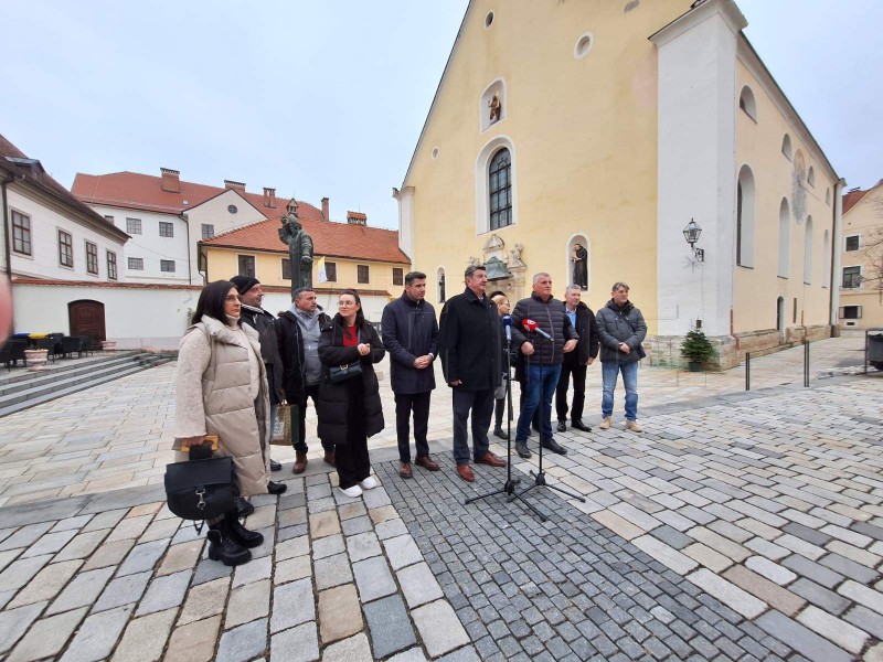 Konferencija za medije Mire Bulja