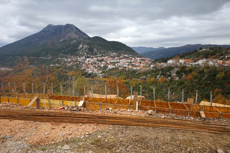 Vrgorac uređuje vidikovac s pogledom na grad